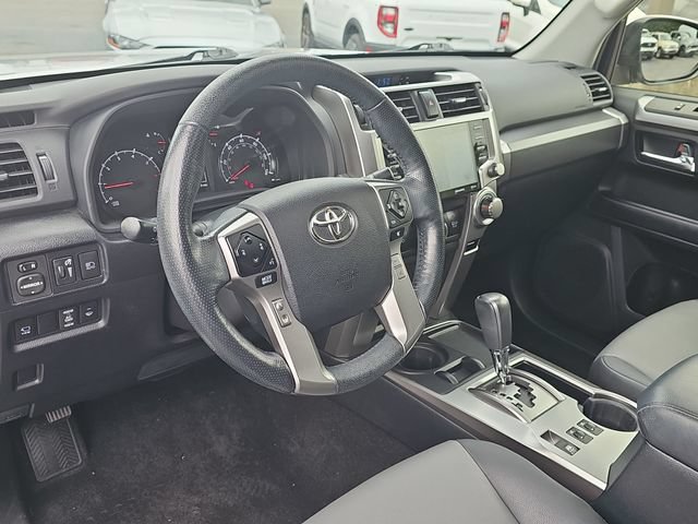 Used 2023 Toyota 4Runner SR5 Premium w/ Moonroof Package RWD image 17