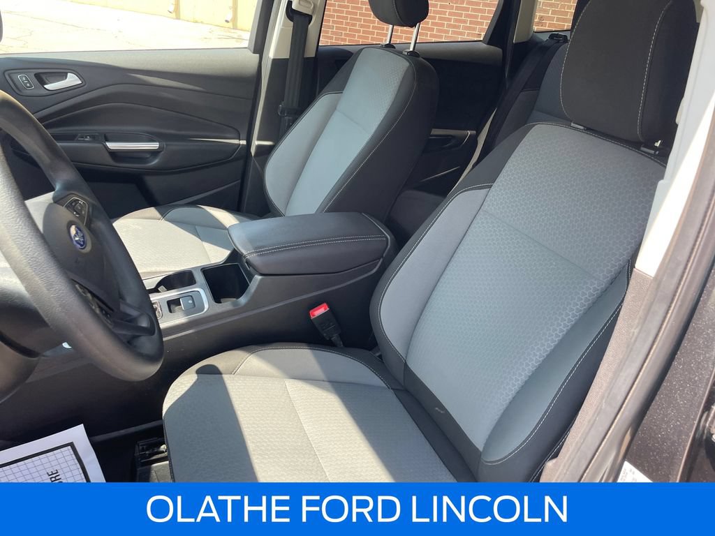 Certified 2019 Ford Escape SE FWD image 11