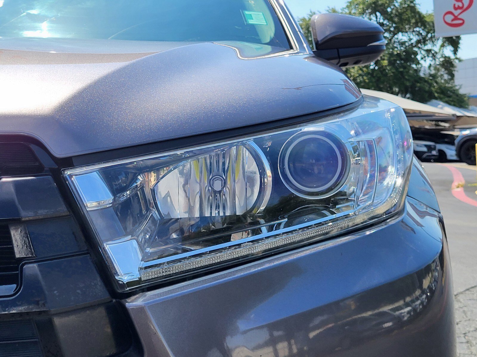 Used 2019 Toyota Highlander Limited Platinum FWD image 10