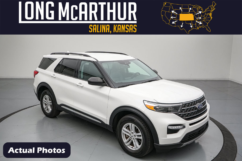 Certified 2024 Ford Explorer XLT w/ Equipment Group 202A AWD/4WD image 1