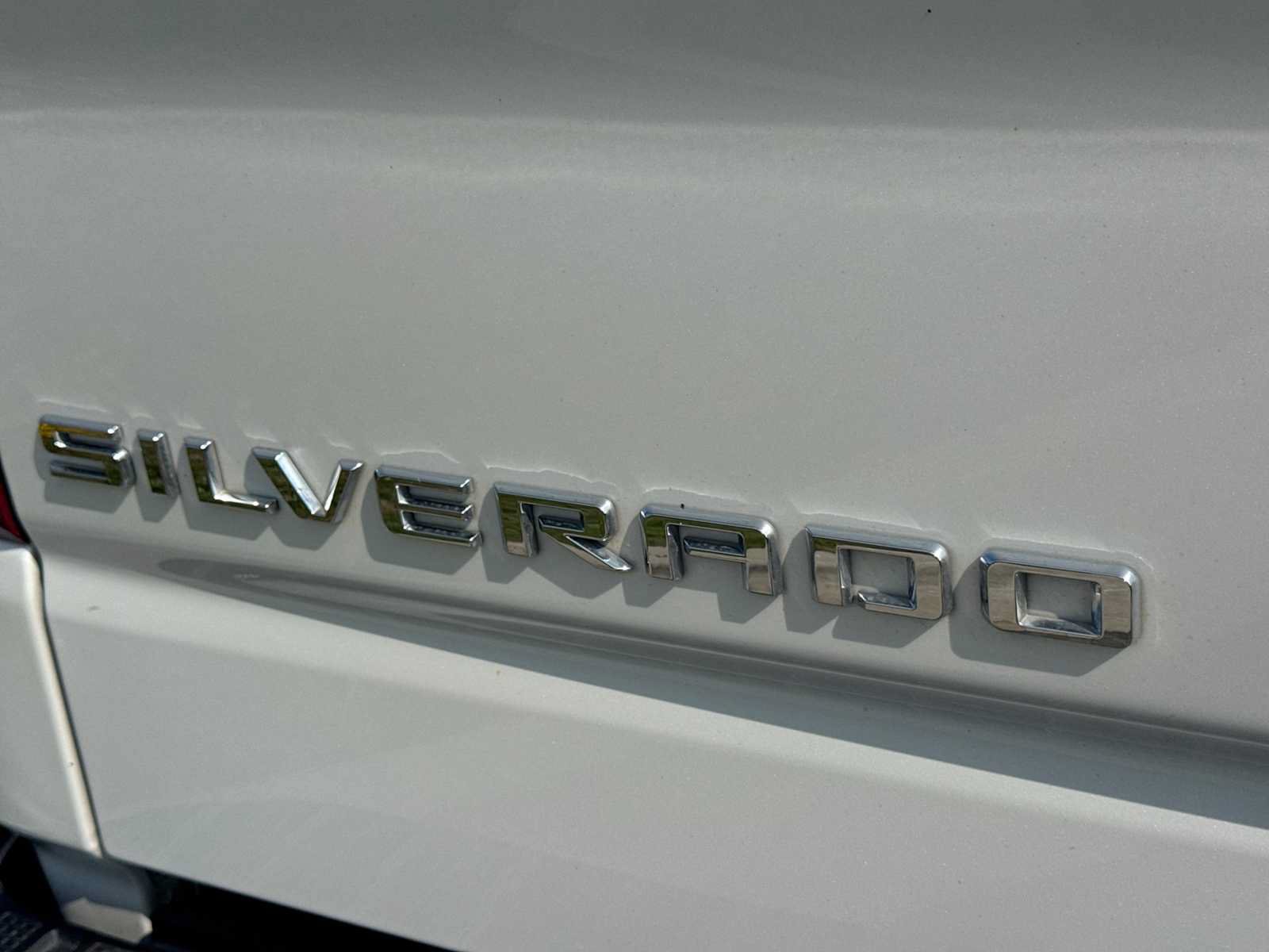Used 2024 Chevrolet Silverado 1500 High Country w/ High Country Premium Package AWD/4WD image 12