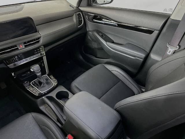 Used 2024 Kia Seltos EX FWD image 11