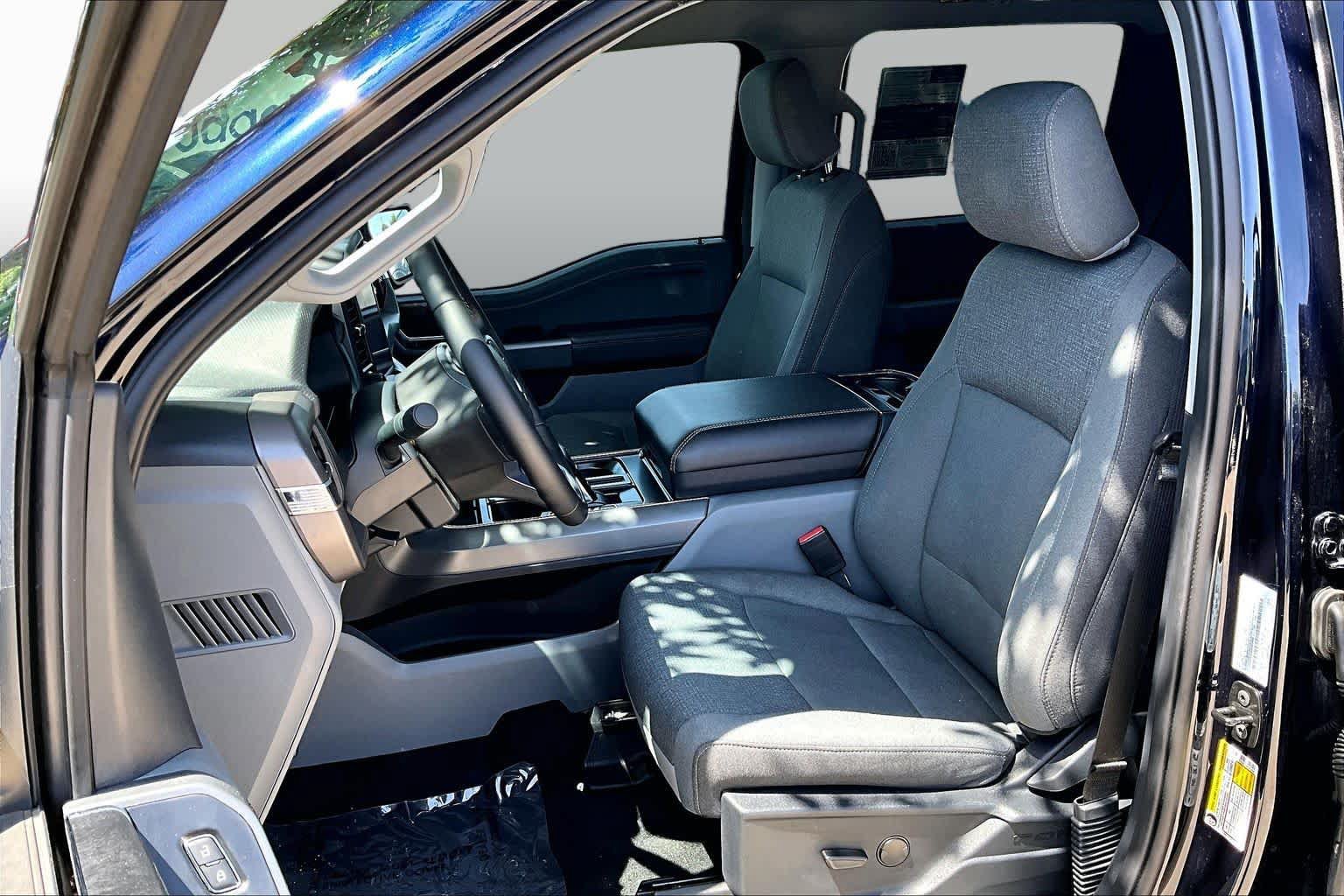 Certified 2025 Ford F150 Lightning XLT AWD/4WD image 7