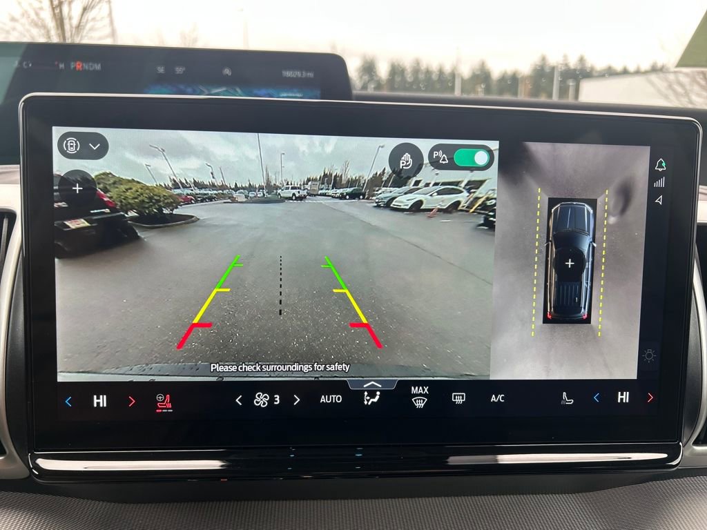 Certified 2025 Ford Expedition Active image 29