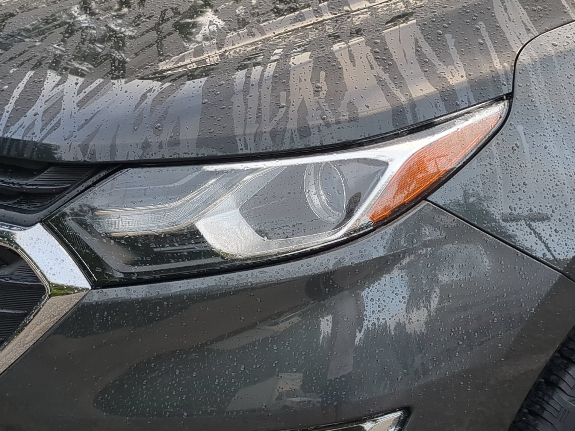 Used 2019 Chevrolet Equinox LT w/ Driver Convenience Package FWD image 44