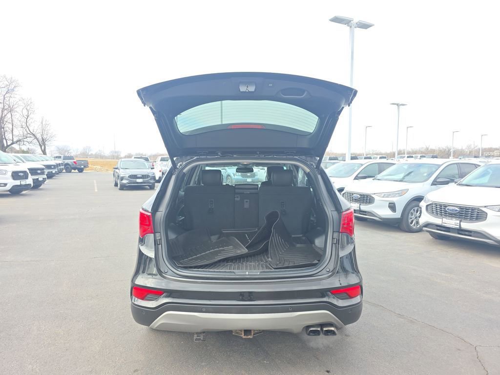 Used 2018 Hyundai Santa Fe Sport image 10