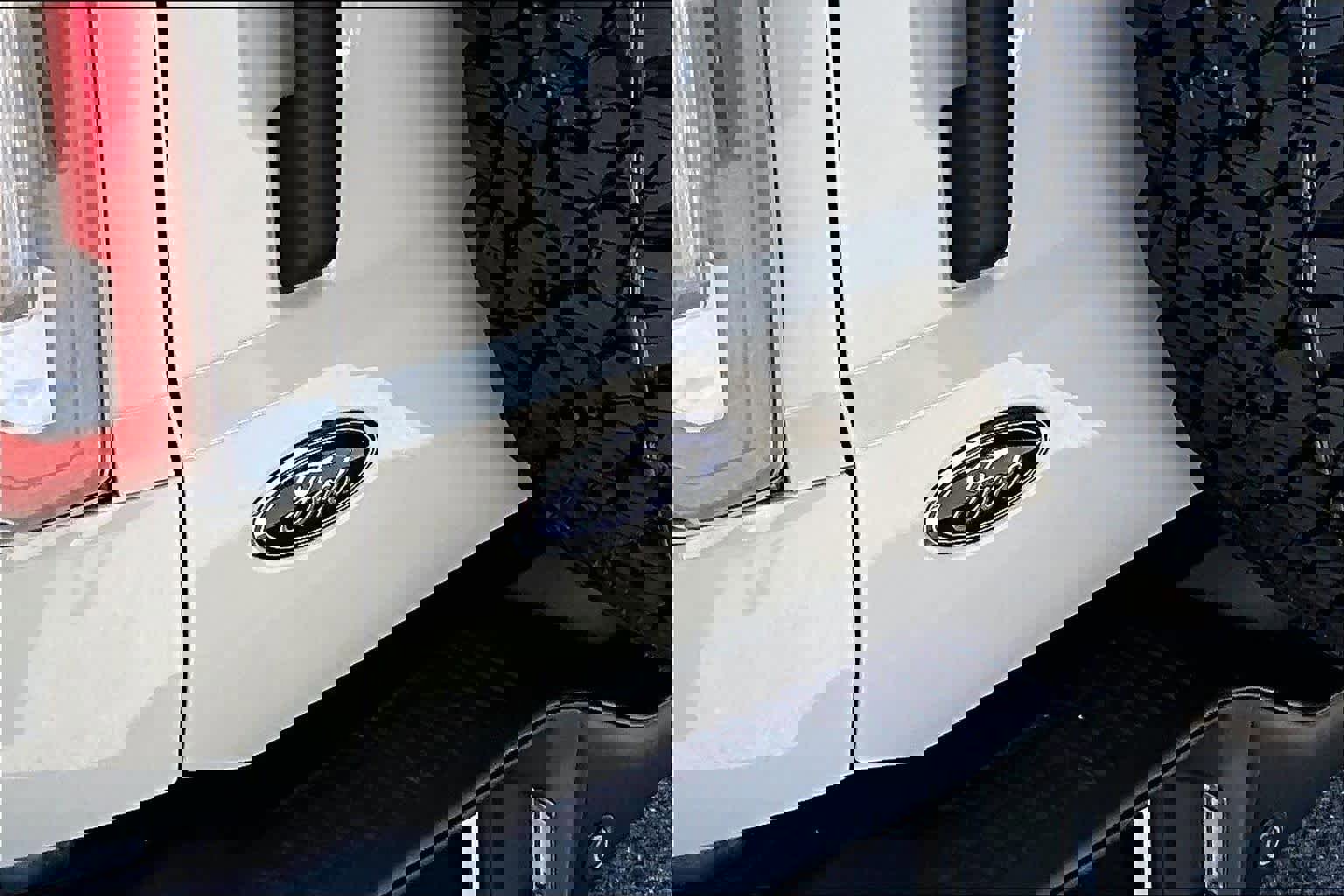 Certified 2025 Ford Bronco Badlands image 13