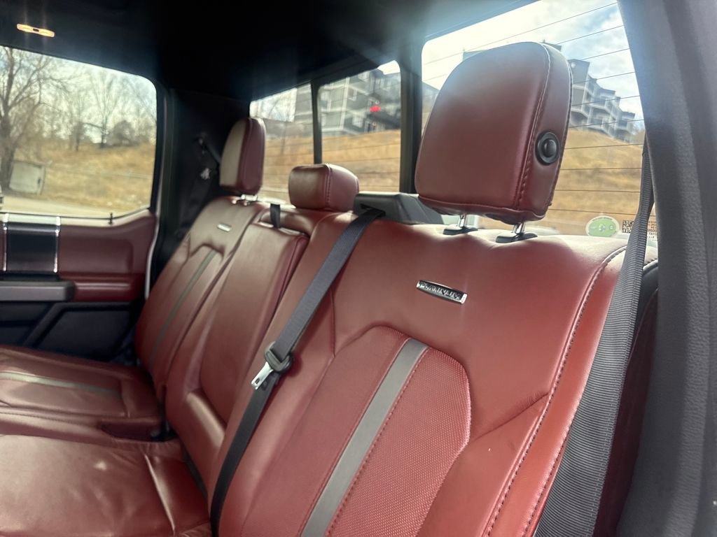 Certified 2019 Ford F150 Platinum w/ Equipment Group 701A Luxury image 20