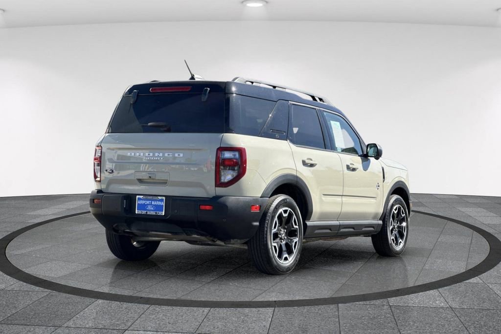 Certified 2025 Ford Bronco Sport Outer Banks w/ Outer Banks Tech Package+ image 4