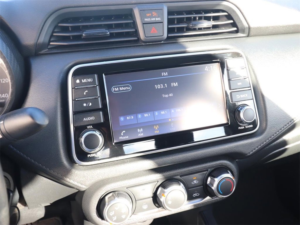 Used 2025 Nissan Versa S w/ Trunk Package image 17