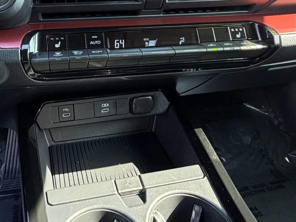 Used 2024 Toyota Prius Prime image 25