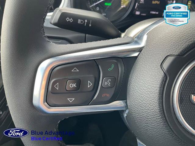Used 2025 Jeep Wrangler Unlimited Sahara AWD/4WD image 8