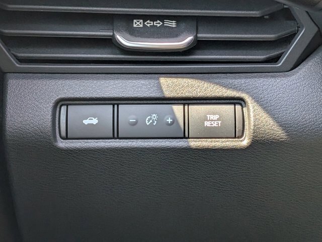 Used 2024 Nissan Altima 2.5 SR w/ SR Premium Package FWD image 18