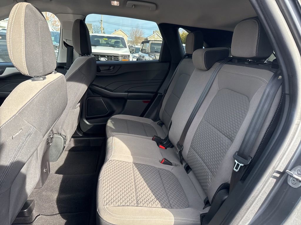 Certified 2022 Ford Escape SE w/ Cold Weather Package image 16