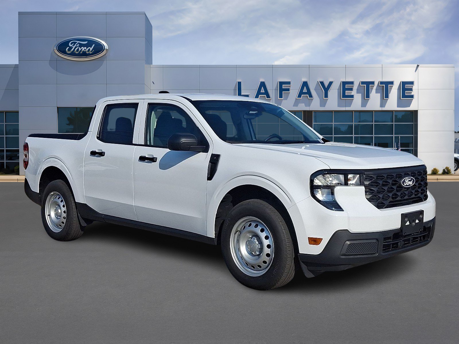 Certified 2025 Ford Maverick XL FWD image 1