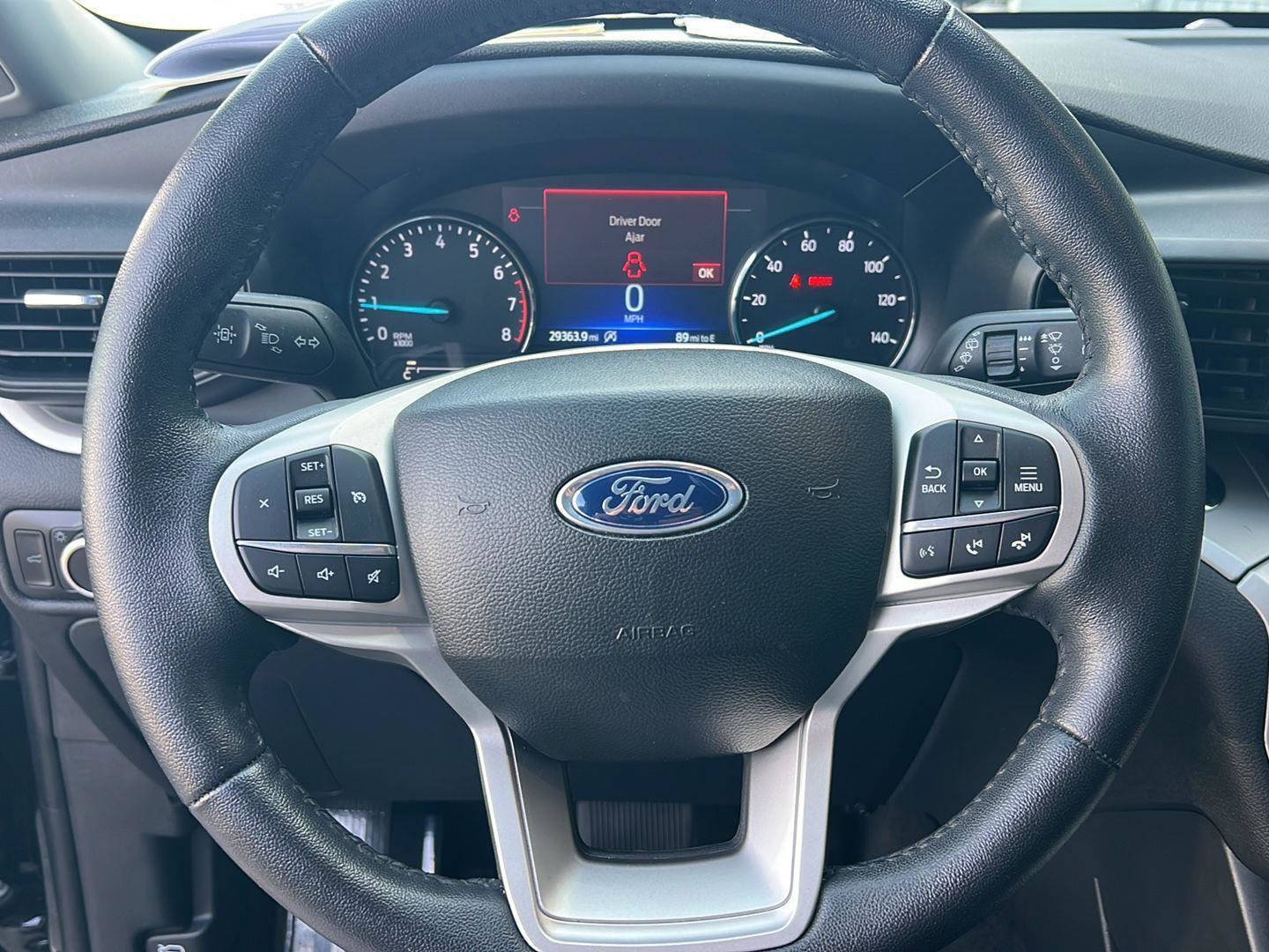 Certified 2023 Ford Explorer XLT RWD image 19