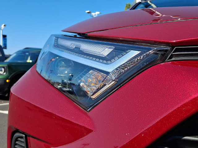 Used 2025 Toyota RAV4 XLE AWD/4WD image 11