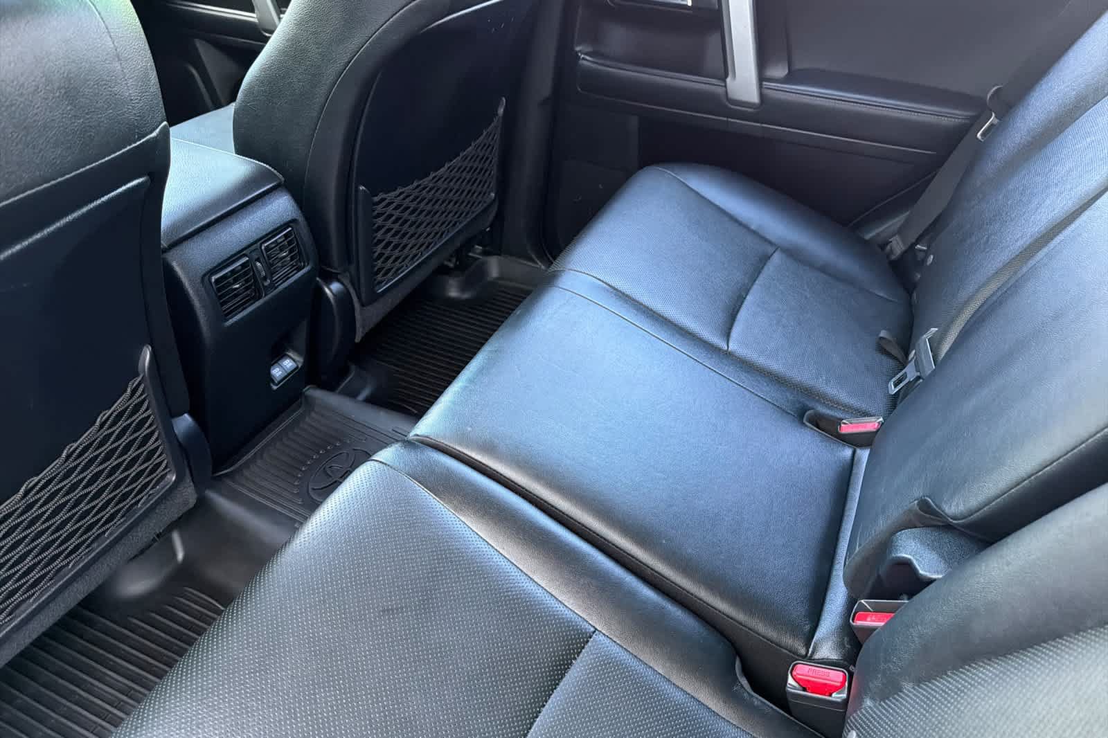 Used 2021 Toyota 4Runner Limited AWD/4WD image 4