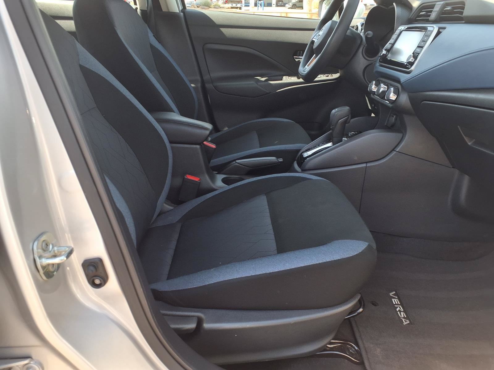 Used 2025 Nissan Versa SV w/ Trunk Package FWD image 11