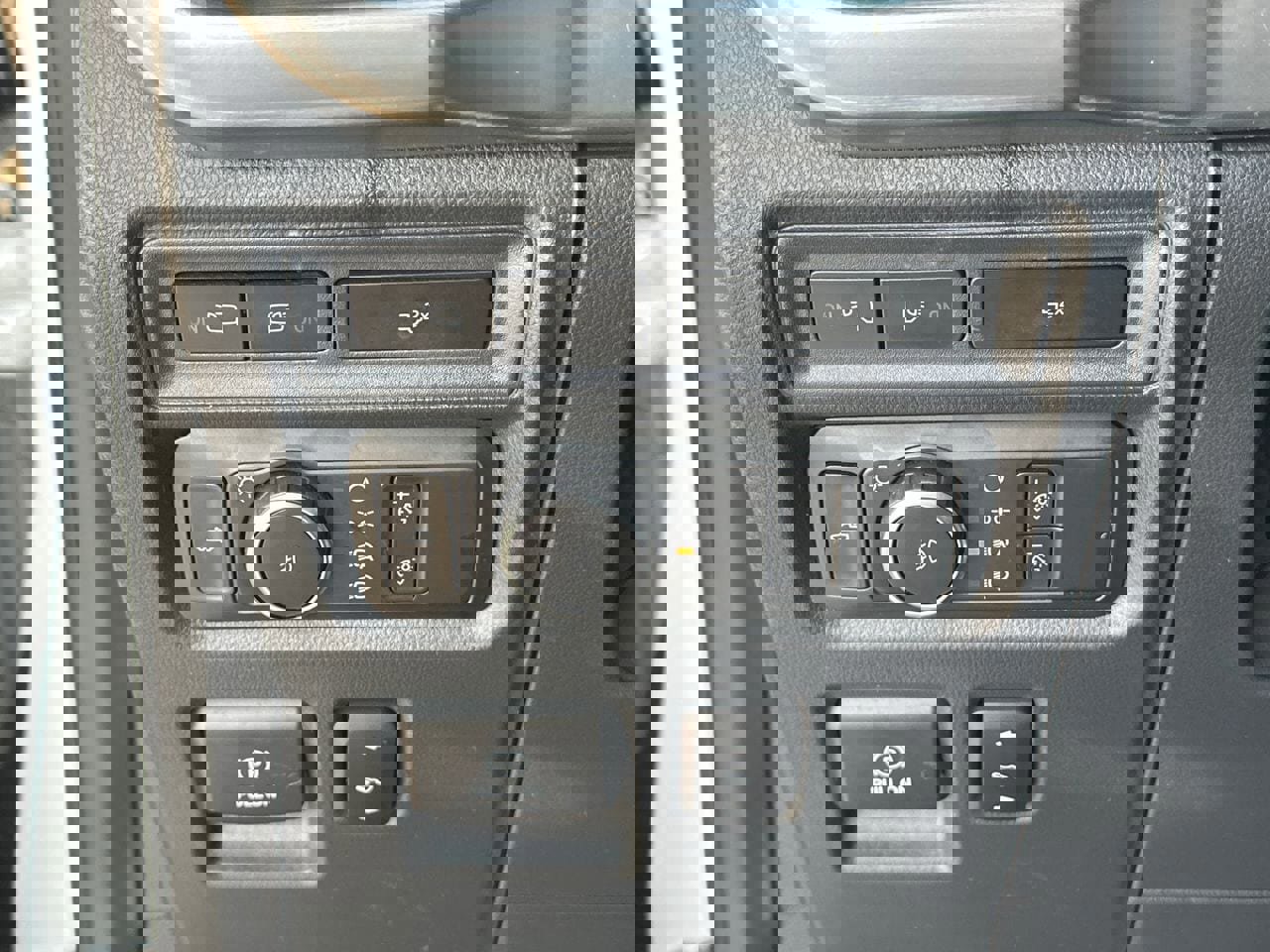 Certified 2022 Ford F150 Lariat image 34