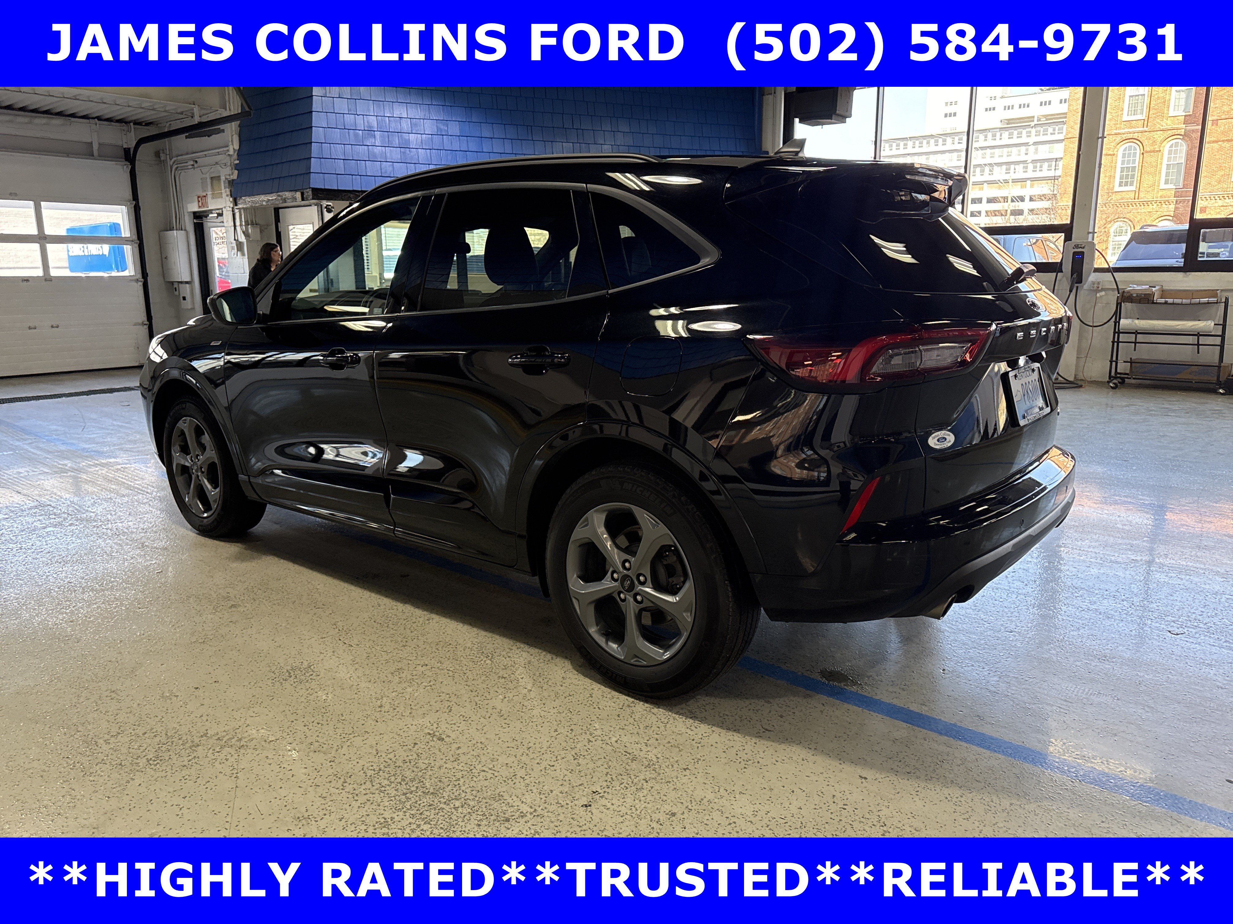 Certified 2023 Ford Escape ST-Line w/ Tech Pack #1 AWD/4WD image 4