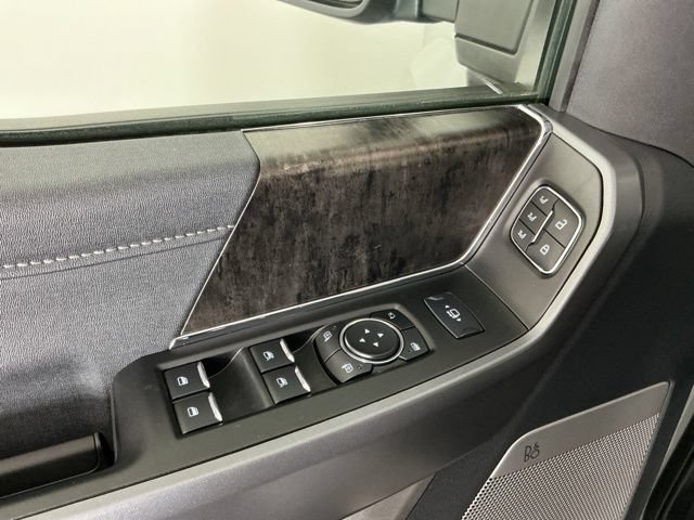 Certified 2025 Ford F450 Lariat w/ FX4 Off-Road Package AWD/4WD image 16