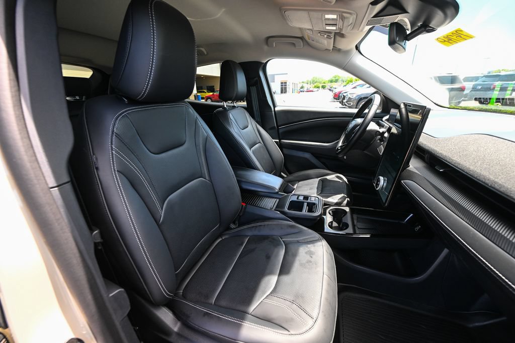 Certified 2025 Ford Mustang Mach-E Premium AWD/4WD image 25