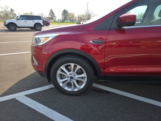 Certified 2017 Ford Escape SE image 13