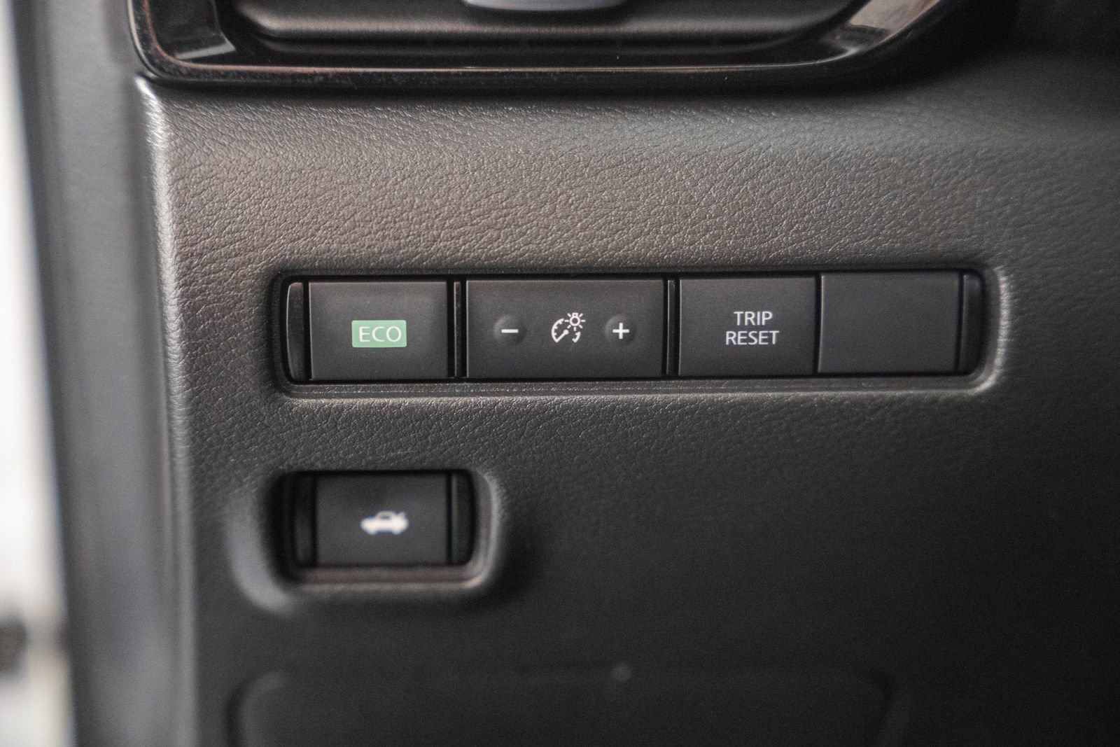 Used 2021 Nissan Sentra SV w/ Trunk Package FWD image 36