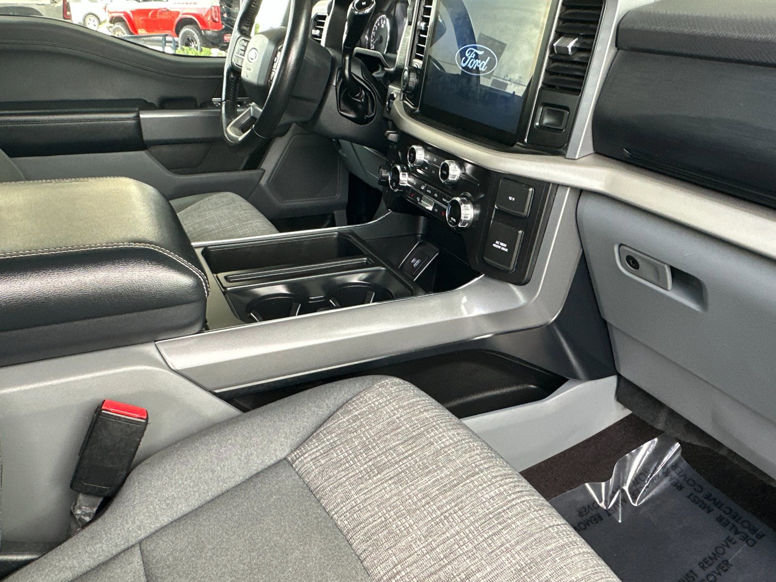 Certified 2021 Ford F150 XLT w/ Equipment Group 302A High image 15