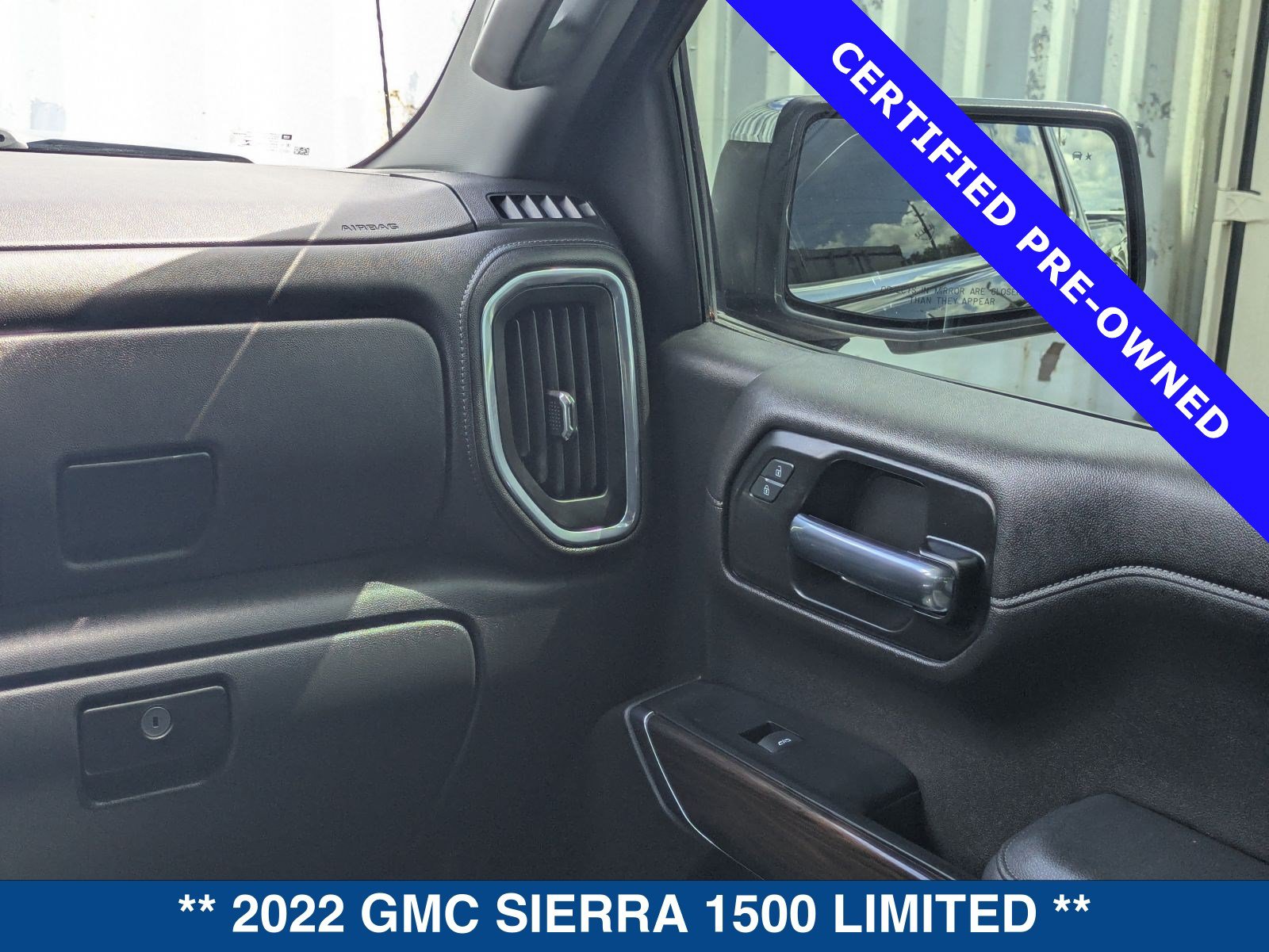 Used 2022 GMC Sierra 1500 SLT w/ SLT Premium Plus Package AWD/4WD image 24