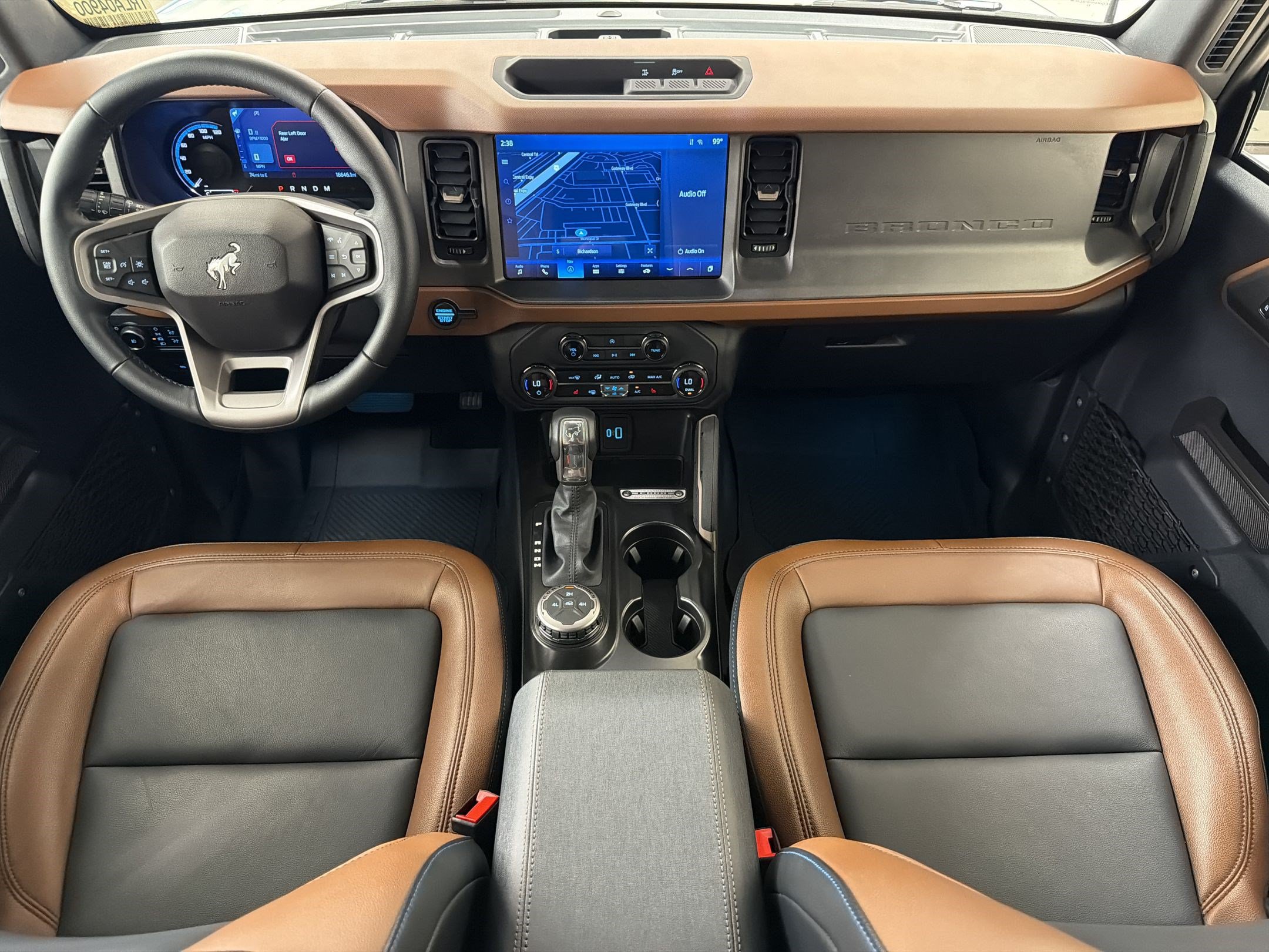 Certified 2024 Ford Bronco Outer Banks AWD/4WD image 15