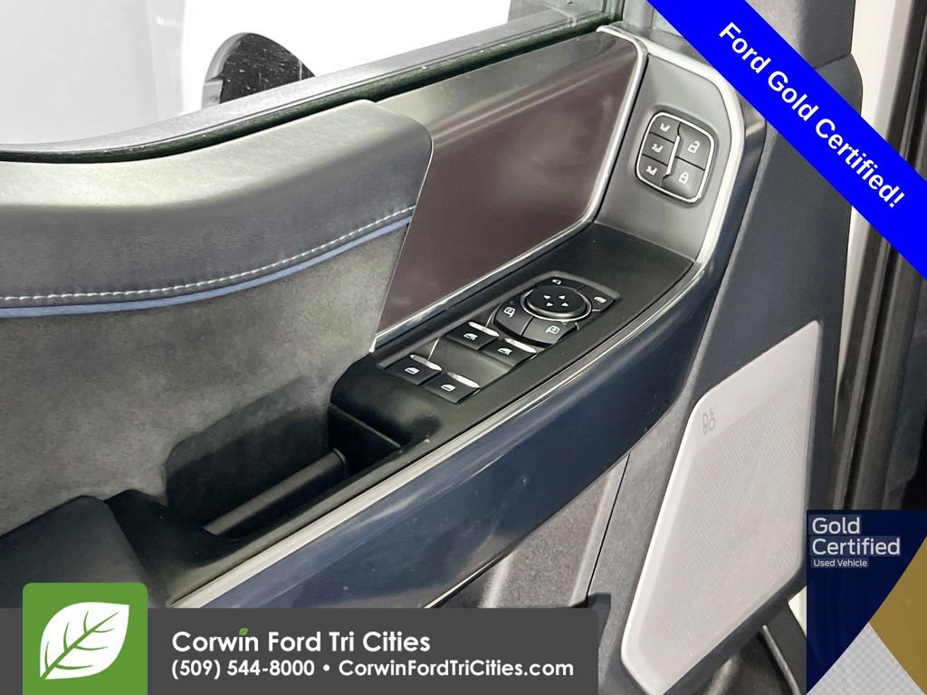 Certified 2025 Ford F150 Platinum w/ FX4 Off-Road Package AWD/4WD image 12
