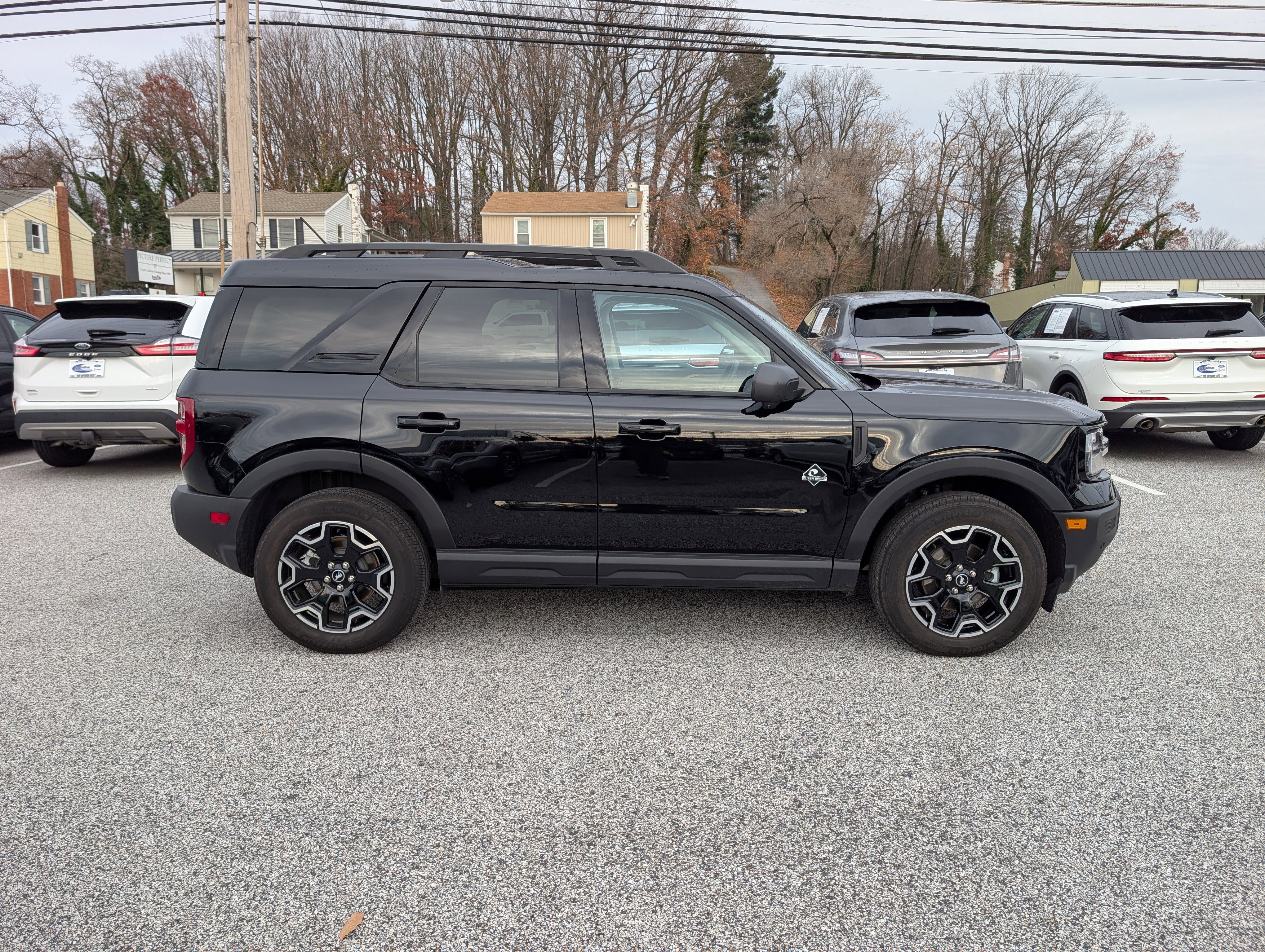 Certified 2025 Ford Bronco Sport Outer Banks w/ Outer Banks Tech Package+ image 8