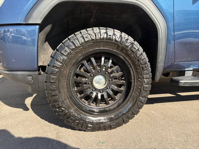 Used 2023 GMC Sierra 3500 Denali AWD/4WD image 26