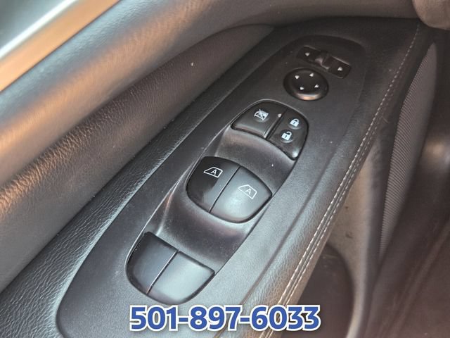 Used 2020 Nissan Pathfinder SL AWD/4WD image 28