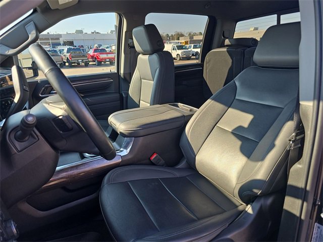 Used 2024 Chevrolet Silverado 2500 LTZ w/ LTZ Plus Package image 12