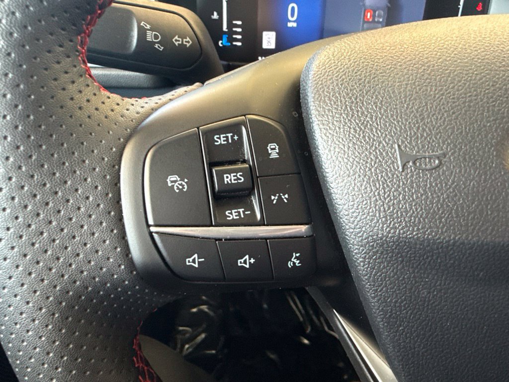 Certified 2024 Ford Escape ST-Line w/ Tech Pack #1 AWD/4WD image 17