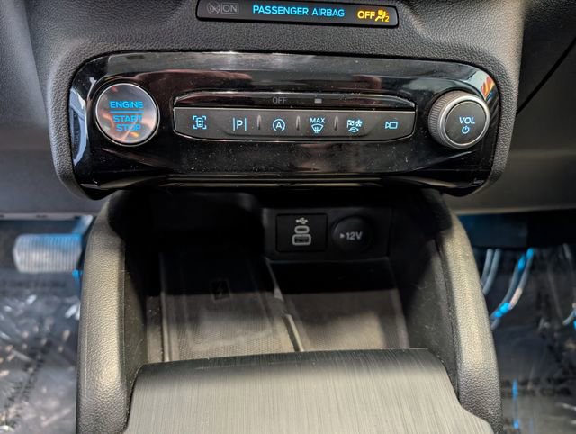 Certified 2024 Ford Escape Platinum AWD/4WD image 23