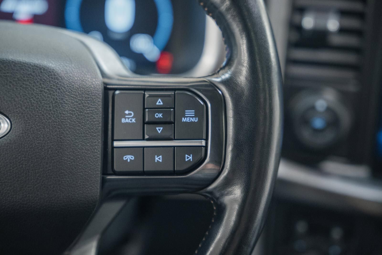 Certified 2023 Ford F150 Platinum w/ FX4 Off-Road Package image 35