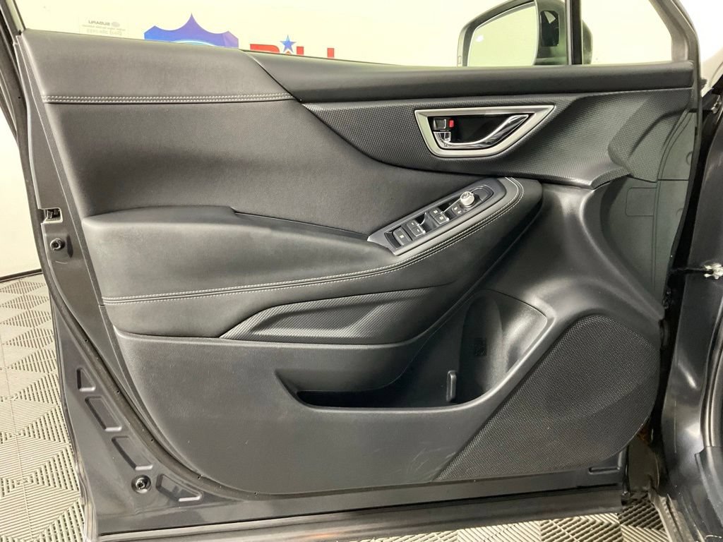 Used 2019 Subaru Forester Premium AWD/4WD image 12