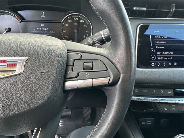 Used 2022 Cadillac XT4 Luxury w/ Cold Weather Package image 29