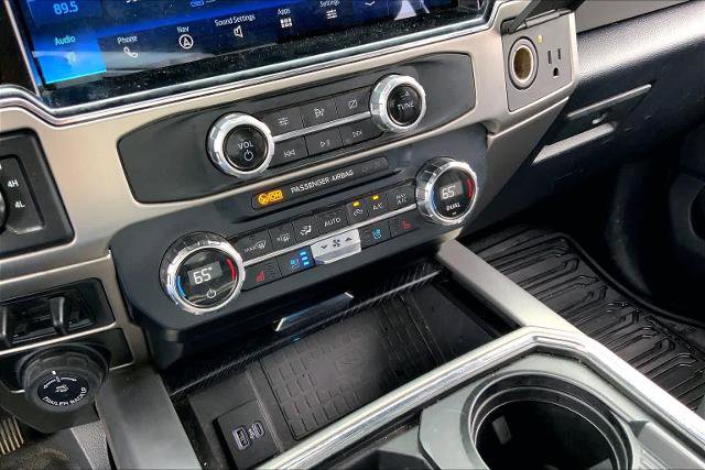 Certified 2022 Ford F350 Platinum AWD/4WD image 32