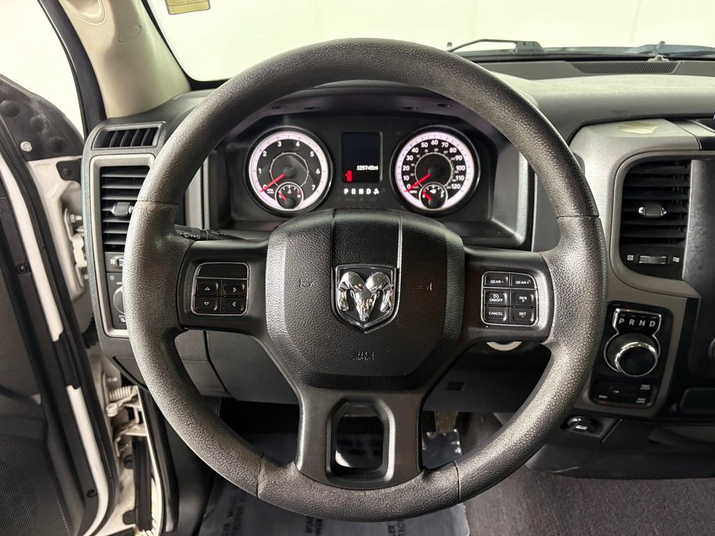 Used 2018 RAM 1500 Tradesman w/ Chrome Appearance Group AWD/4WD image 14