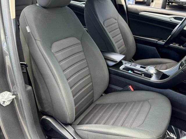 Certified 2020 Ford Fusion SE FWD image 15