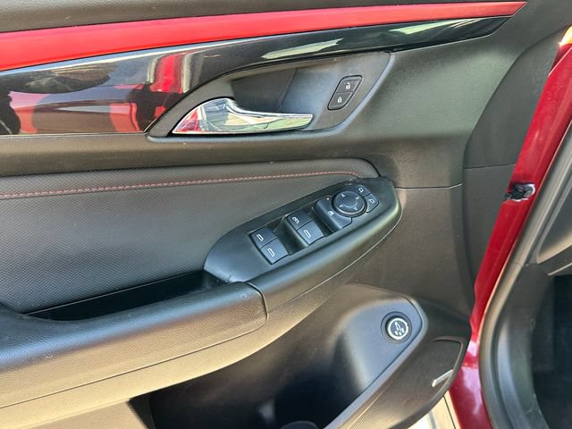 Used 2025 Chevrolet TrailBlazer RS w/ Convenience Package FWD image 17