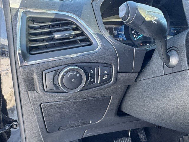 Certified 2022 Ford Edge Titanium image 14