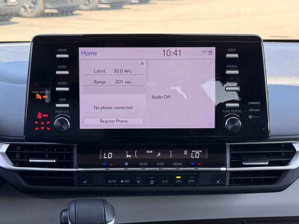 Used 2024 Toyota Sienna XLE image 27