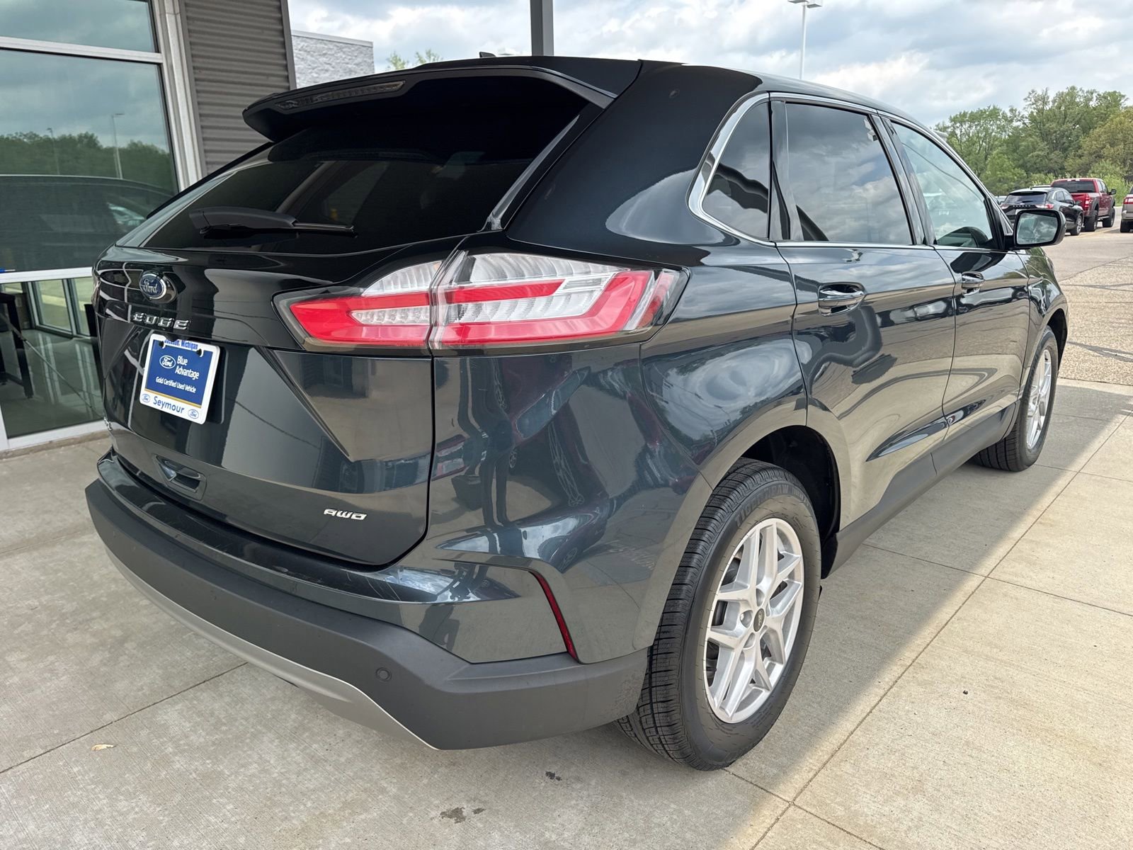 Certified 2023 Ford Edge SEL w/ Convenience Package AWD/4WD image 8