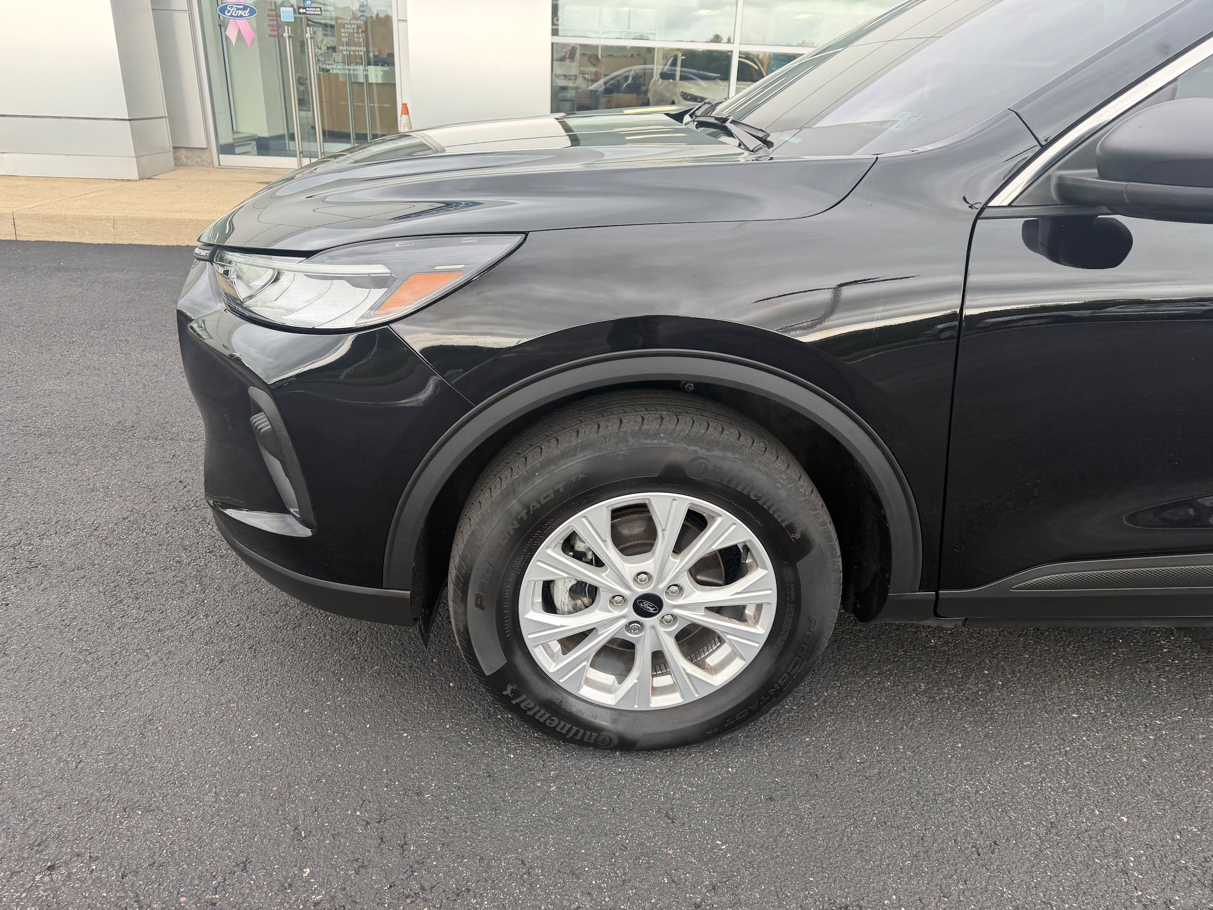 Certified 2024 Ford Escape Active AWD/4WD image 10